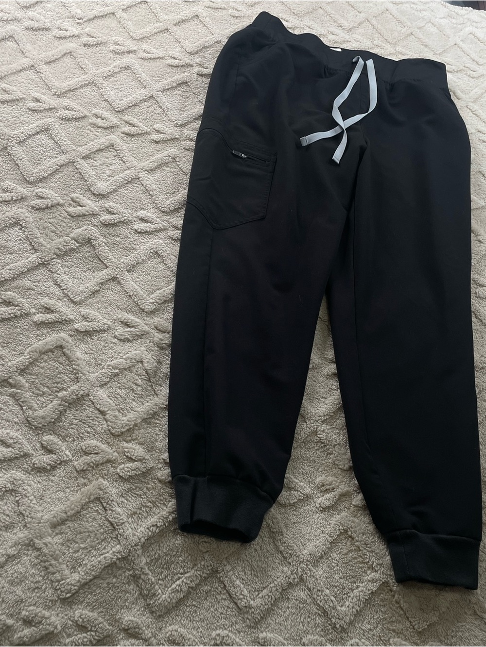 Figs Black Joggers Scrubs ~ Sz Large ~ Medical Staff